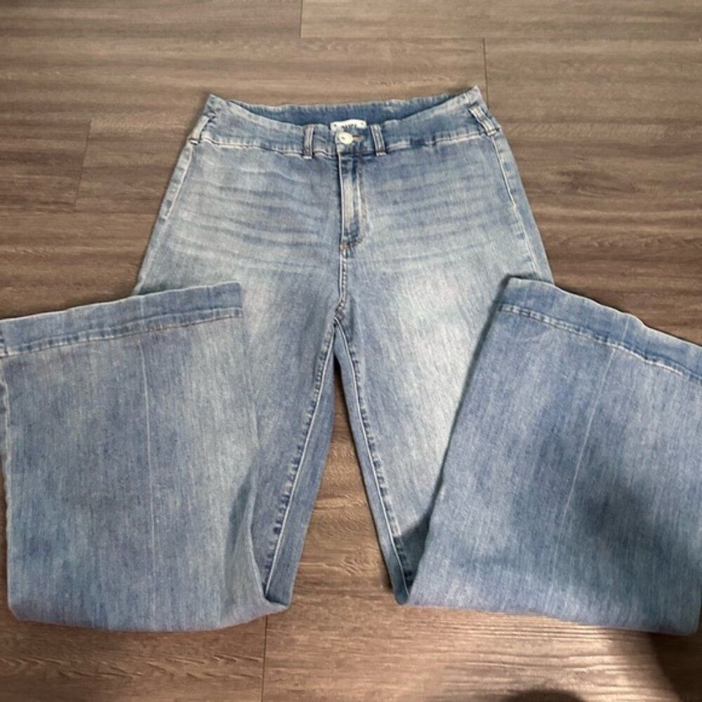 Paige Sutton Premium Denim Wide leg Jean with Curved Waistband - Picture 3 of 6